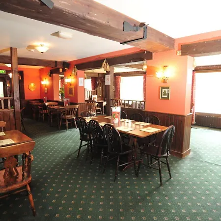 Отель Oaklands Saint Saviour