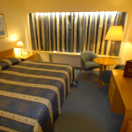 Oaklands Отель 2*