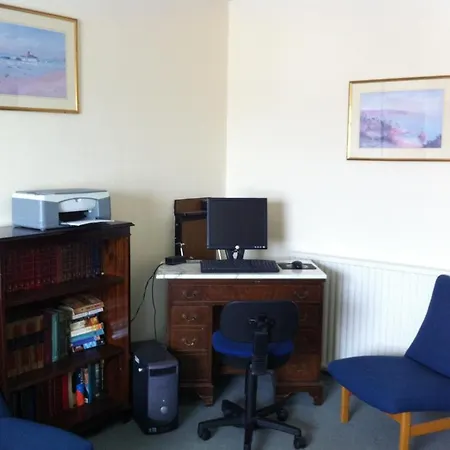 Hotel Oaklands Saint Saviour